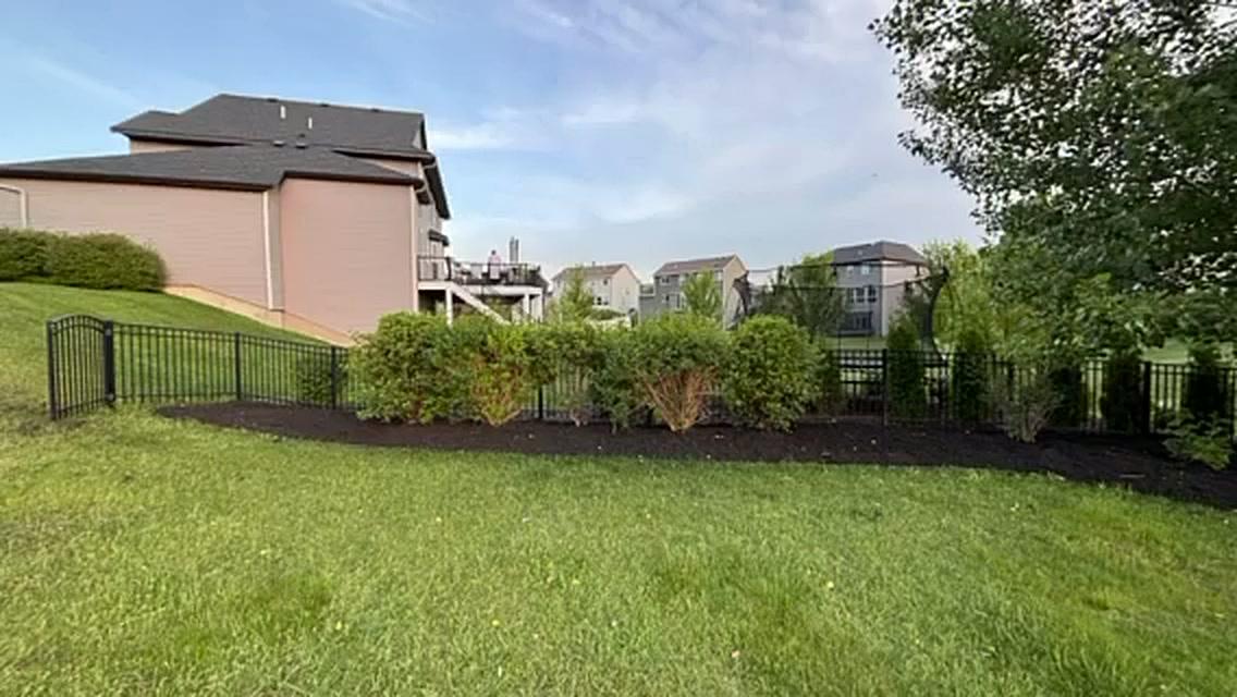 Mulch Install & Removal in Waconia, MN
