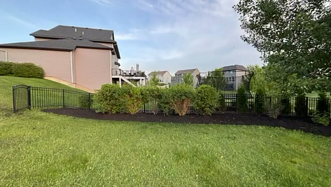 Mulch Install & Removal in Waconia, MN